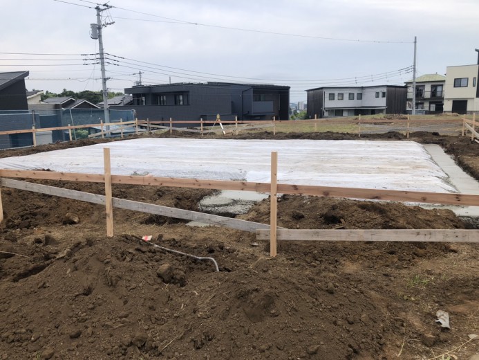 木更津市千束台分譲地新築住宅現場レポート＃3基礎工事　丁張り～捨てコンクリート打設編